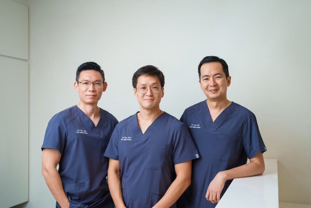 Crest Surgeons - Dr Kim Guowei, Dr Lee Kuok Chung, Dr Tan Wee Boon