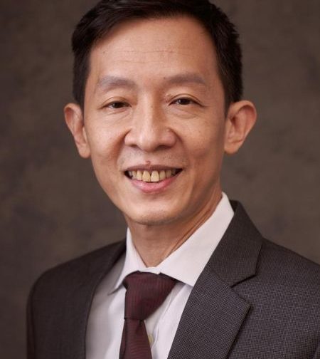 Dr Johnathan Wee, Endodontist in Singapore