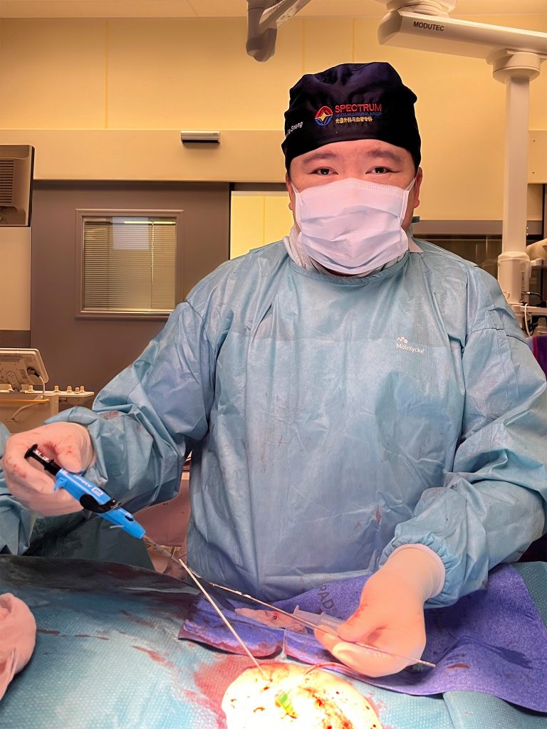 Dr Tay Jia Sheng performing demonstration surgery