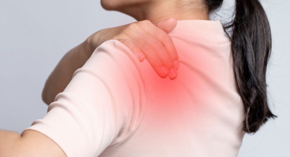 how to cure frozen shoulders quickly