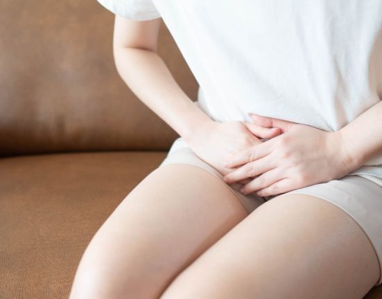 lower abdominal pain in women​